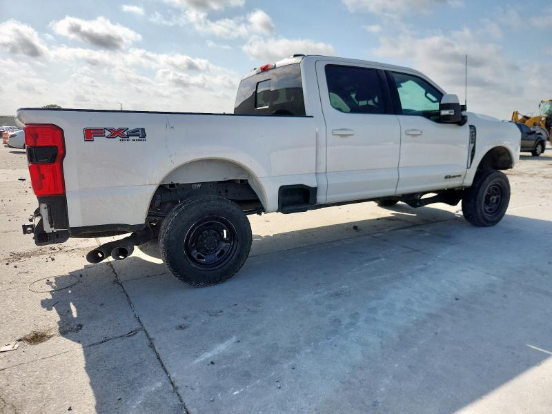 1FT8W2BT4PEC99624 - 2023 FORD F250 SUPER DUTY WHITE photo 3