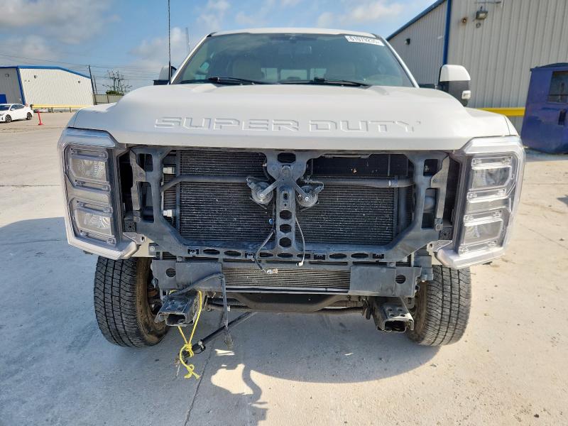 1FT8W2BT4PEC99624 - 2023 FORD F250 SUPER DUTY WHITE photo 5