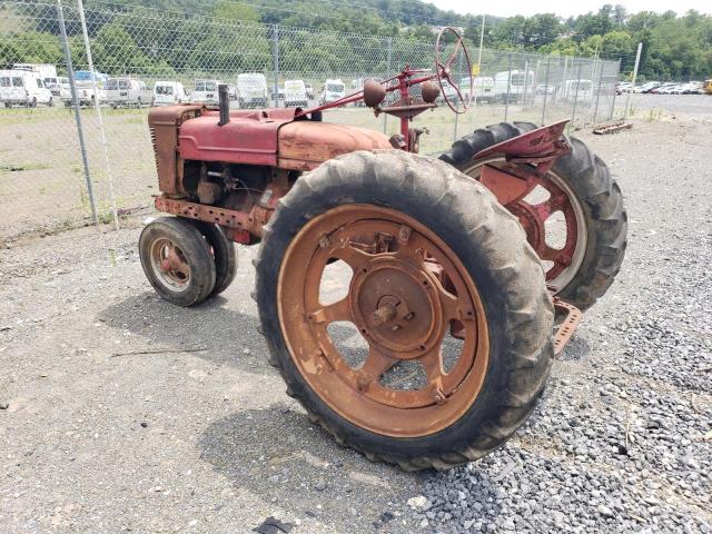 241555 - 1970 FARM TRACTOR RED photo 3