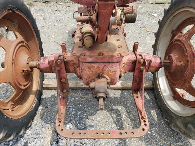 241555 - 1970 FARM TRACTOR RED photo 6