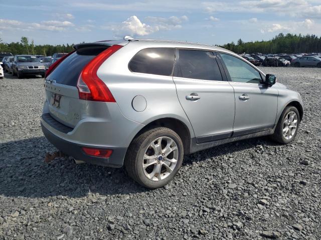 YV4902DZ7D2373569 - 2013 VOLVO XC60 T6 SILVER photo 3