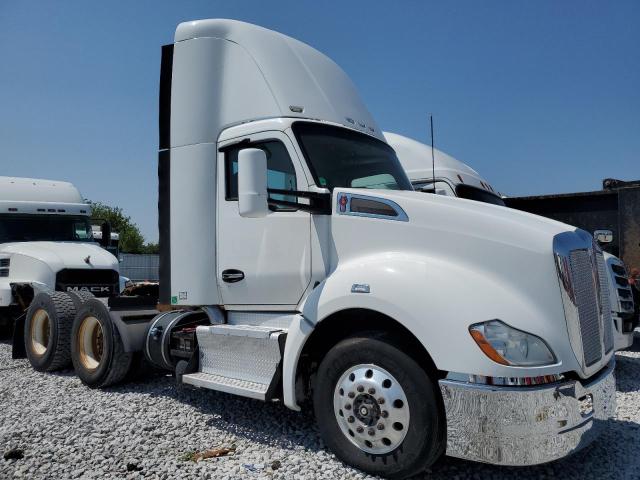 2014 KENWORTH CONSTRUCTI T680, 