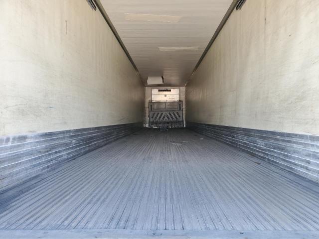 1UYVS248X6M775629 - 2006 UTILITY VS2RA 白色 照片 6