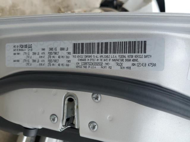 1C6RR7GG3KS592632 - 2019 RAM 1500 CLASS SLT 银色 照片 13