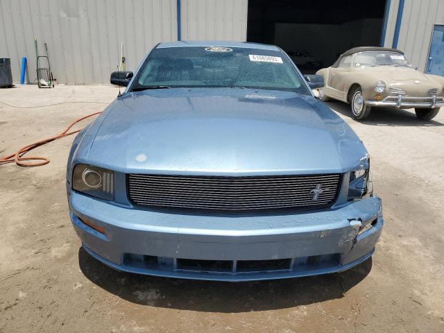 1ZVHT82HX65120540 - 2006 FORD MUSTANG GT BLUE photo 5