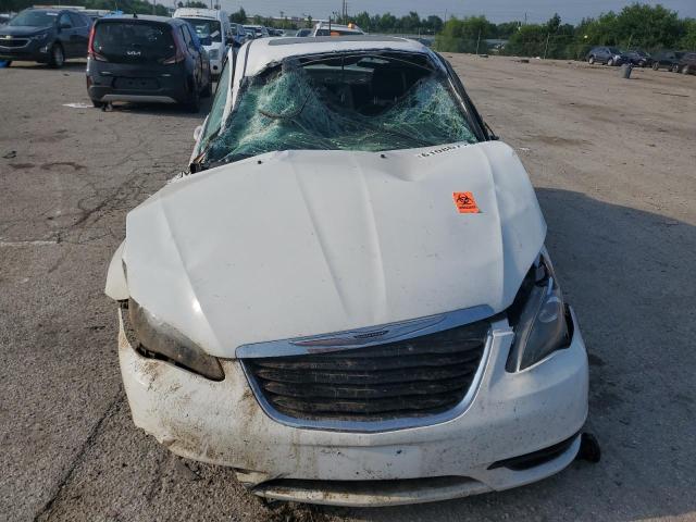 1C3CCBCG9DN500678 - 2013 CHRYSLER 200 LIMITED WHITE photo 5