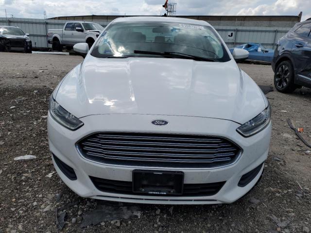 3FA6P0G74FR272834 - 2015 FORD FUSION S WHITE photo 5