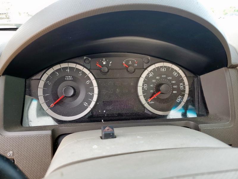 1FMCU0C77CKC06477 - 2012 FORD ESCAPE XLS 银色 照片 9