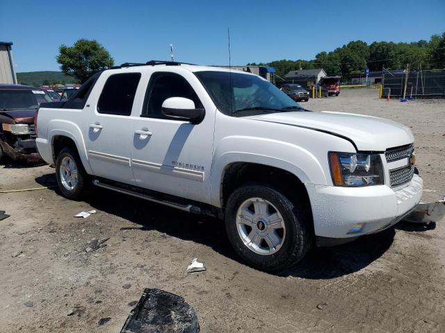 3GNTKFE76CG194282 - 2012 CHEVROLET AVALANCHE LT WHITE photo 4