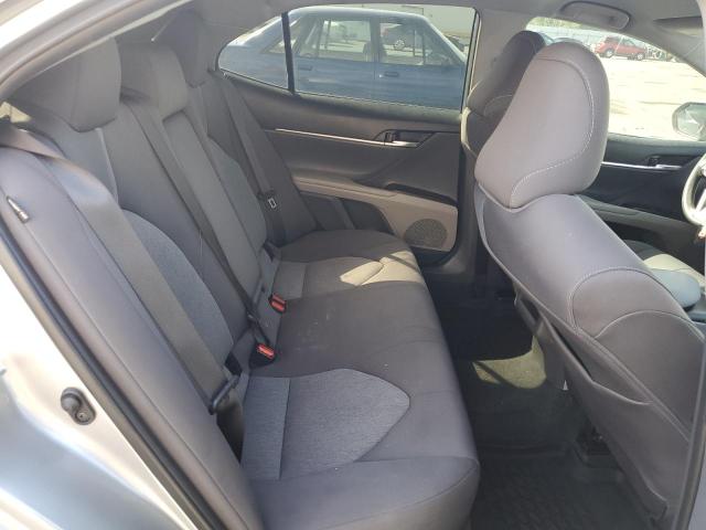 4T1R11AK1NU635153 - 2022 TOYOTA CAMRY LE SILVER photo 10