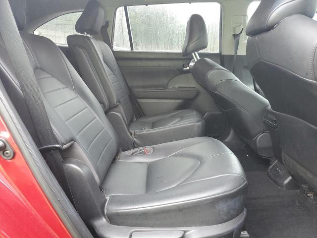 5TDGZRBH9MS057067 - 2021 TOYOTA HIGHLANDER XLE RED photo 11