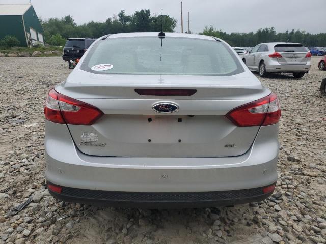 1FAHP3H2XCL102114 - 2012 FORD FOCUS SEL SILVER photo 6