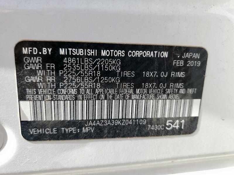 JA4AZ3A39KZ041109 - 2019 MITSUBISHI OUTLANDER SE WHITE photo 13