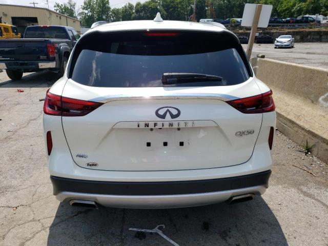 3PCAJ5BB9MF109268 - 2021 INFINITI QX50 LUXE WHITE photo 6