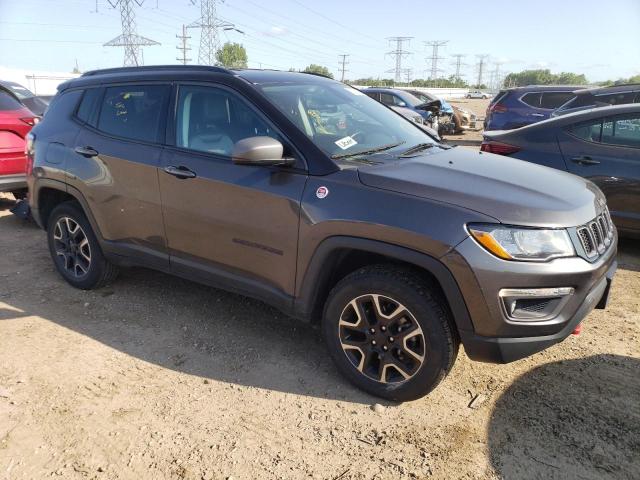 3C4NJDDB7KT721931 - 2019 JEEP COMPASS TRAILHAWK GRAY photo 4