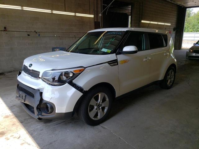 KNDJN2A28J7570211 - 2018 KIA SOUL WHITE photo 1