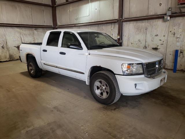 1D7HW58N78S608148 - 2008 DODGE DAKOTA QUAD LARAMIE WHITE photo 4