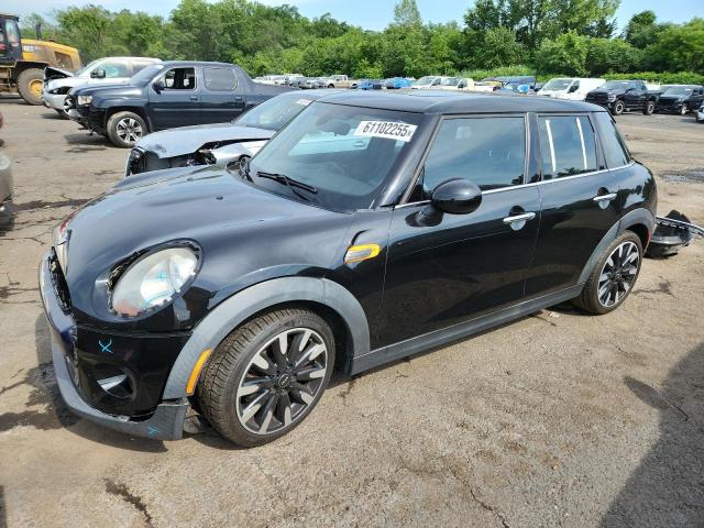 2015 MINI COOPER, 
