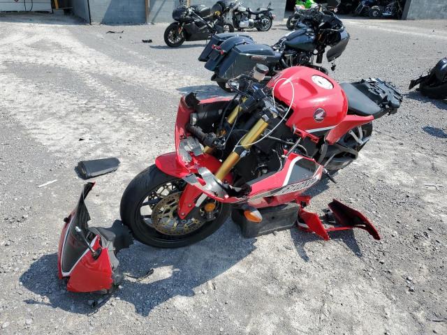 JH2PC40J1JK400278 - 2018 HONDA CBR600 RR RED photo 2