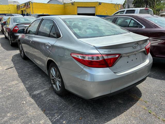 4T1BF1FK6GU507845 - 2016 TOYOTA CAMRY LE SILVER photo 3