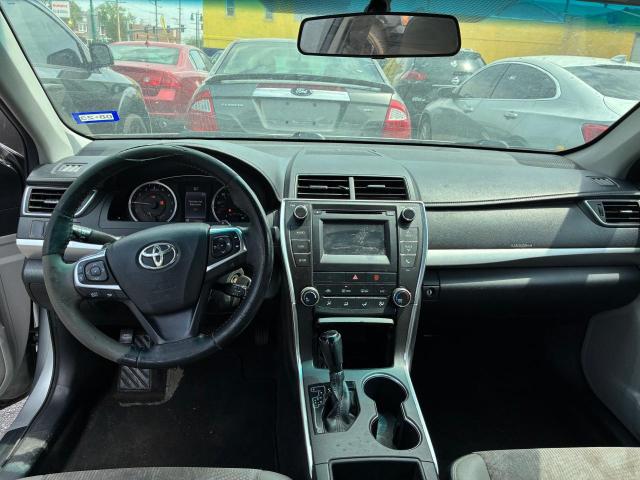 4T1BF1FK6GU507845 - 2016 TOYOTA CAMRY LE SILVER photo 9