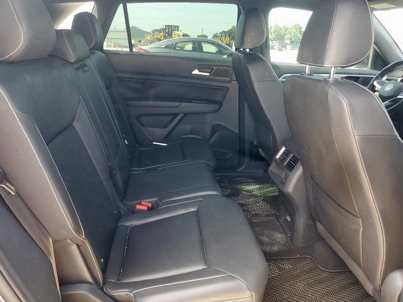 1V25E2CA9LC217152 - 2020 VOLKSWAGEN ATLAS CROS SE Gris photo 11