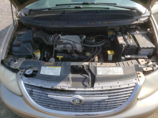 2C8GP64L42R537916 - 2002 CHRYSLER TOWN & COU LIMITED TAN photo 11