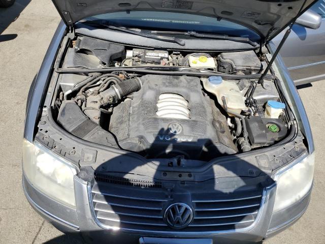 WVWWH63BX4E119069 - 2004 VOLKSWAGEN PASSAT GLX ნაცრისფერი ფოტო 11