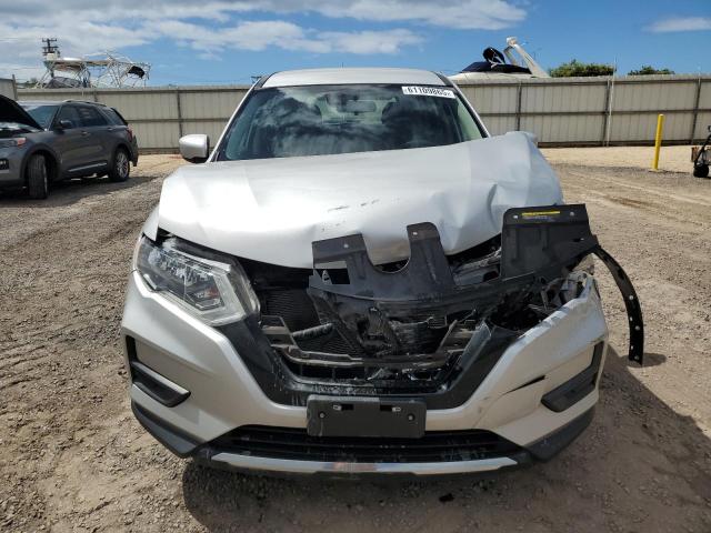 5N1AT2MT5KC768789 - 2019 NISSAN ROGUE S SILVER photo 5