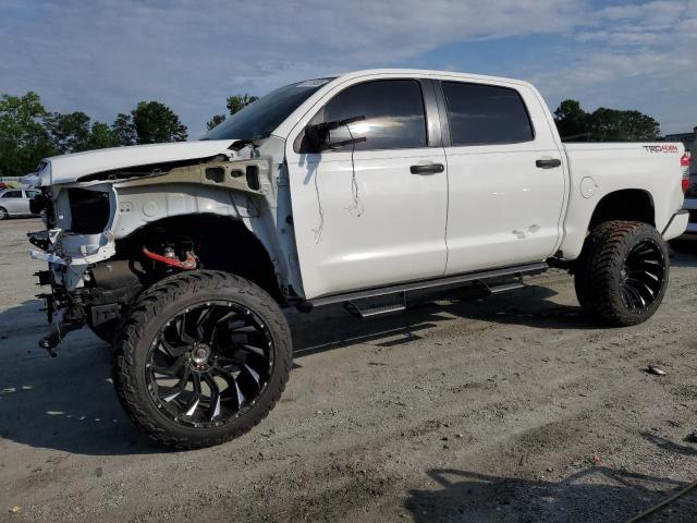 2020 TOYOTA TUNDRA CREWMAX SR5, null
