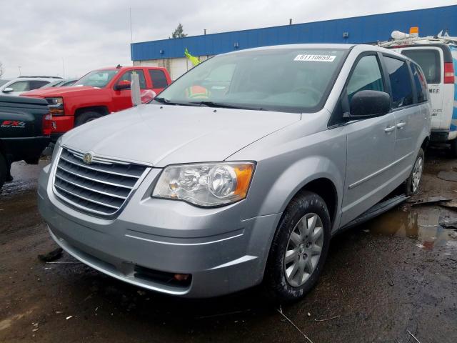 2A8HR44E79R565332 - 2009 CHRYSLER TOWN & COUNTRY LX  photo 2