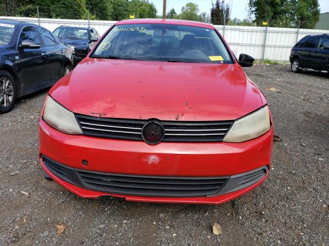 3VW2K7AJ2FM339431 - 2015 VOLKSWAGEN JETTA BASE أحمر صورة 5