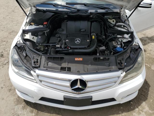 WDDGF4HB3DR266906 - 2013 MERCEDES-BENZ C 250 WHITE photo 11