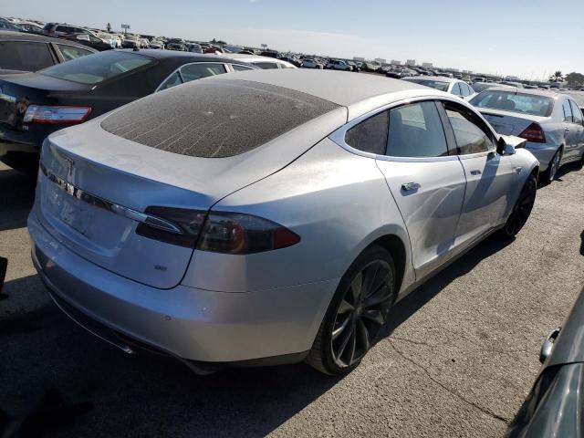 5YJSA1H18EFP42258 - 2014 TESLA MODEL S Մոխրագույն լուսանկար 3