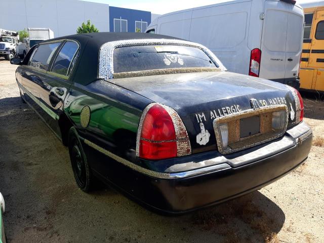 1L1FM81W13Y674855 - 2003 LINCOLN TOWN CAR EXECUTIVE BLACK photo 2
