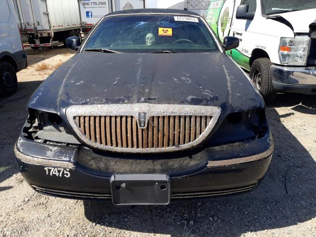 1L1FM81W13Y674855 - 2003 LINCOLN TOWN CAR EXECUTIVE BLACK photo 5