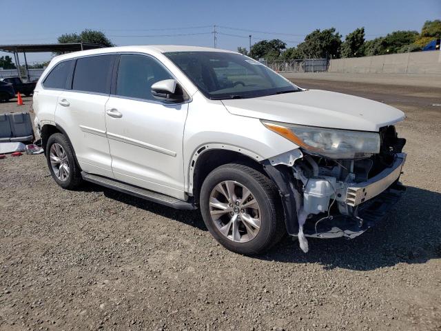 5TDZKRFH0GS174967 - 2016 TOYOTA HIGHLANDER LE WHITE photo 4