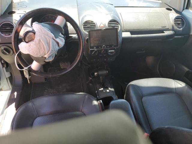 3VWRW3AG6AM029145 - 2010 VOLKSWAGEN NEW BEETLE Blau Foto 8