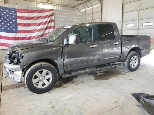 2004 NISSAN TITAN XE, 
