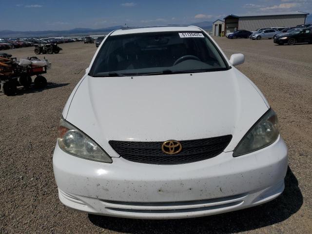 4T1BF30K92U009913 - 2002 TOYOTA CAMRY LE WHITE photo 5