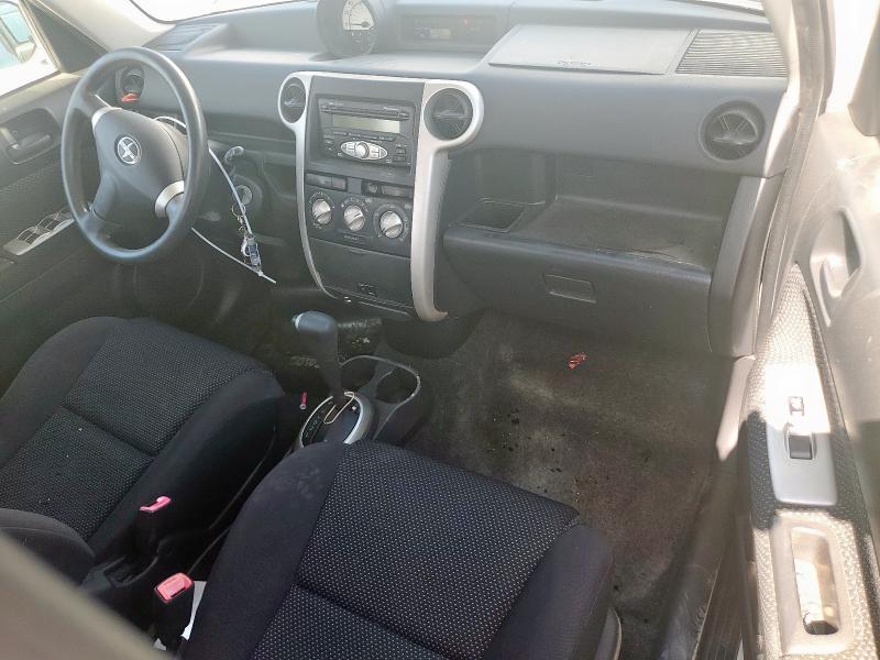 JTLKT324864053617 - 2006 TOYOTA SCION XB 白色 照片 8