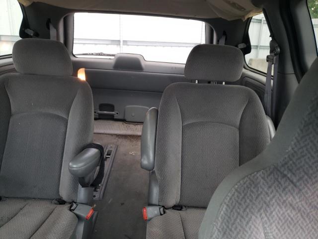 1C4GP45R25B120709 - 2005 CHRYSLER TOWN & COU 银色 照片 10