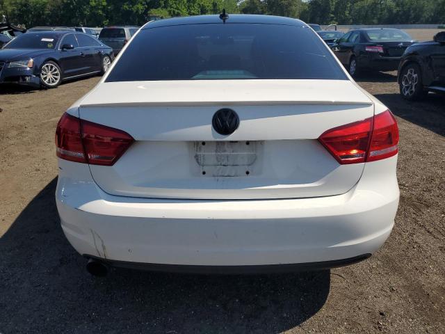 1VWBT7A3XFC079389 - 2015 VOLKSWAGEN PASSAT SE WHITE photo 6