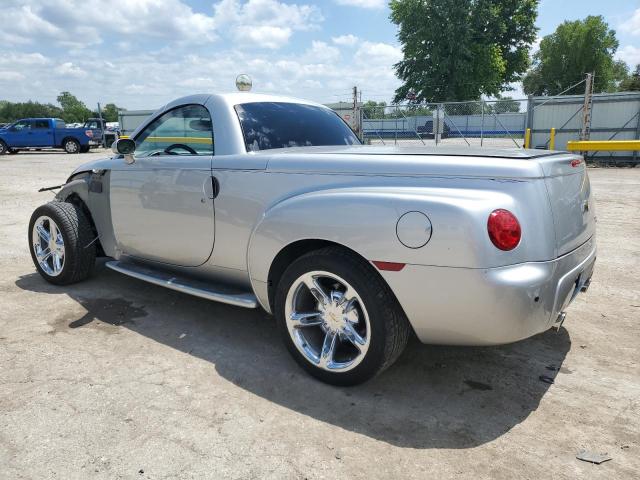 1GCES14PX4B111629 - 2004 CHEVROLET SSR 银色 照片 2