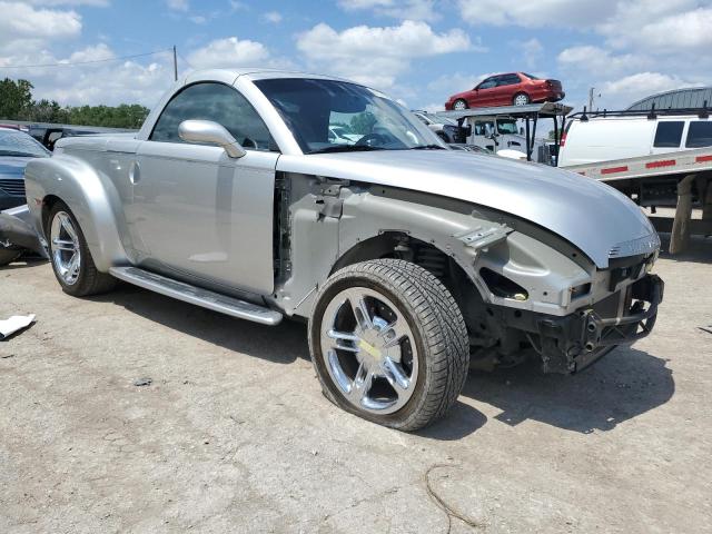 1GCES14PX4B111629 - 2004 CHEVROLET SSR SILVER photo 4