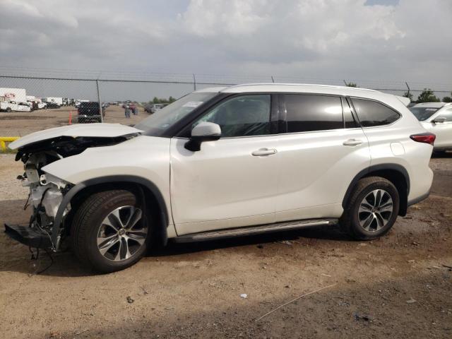 5TDGZRAH4MS532061 - 2021 TOYOTA HIGHLANDER XLE WHITE photo 1