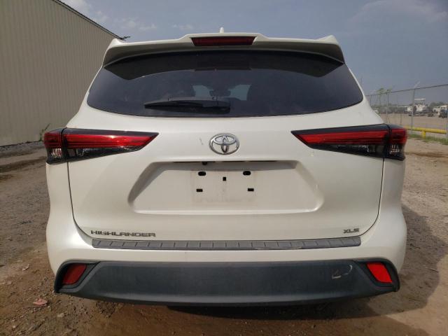 5TDGZRAH4MS532061 - 2021 TOYOTA HIGHLANDER XLE WHITE photo 6