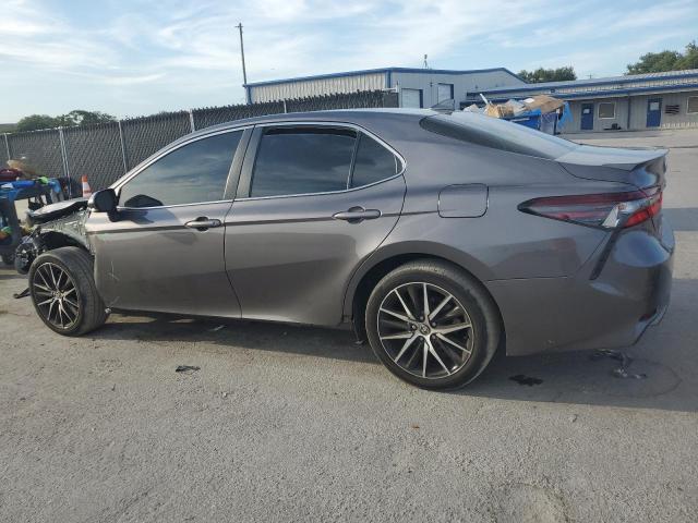 4T1T11AK7PU824799 - 2023 TOYOTA CAMRY SE NIGHT SHADE GRAY photo 2