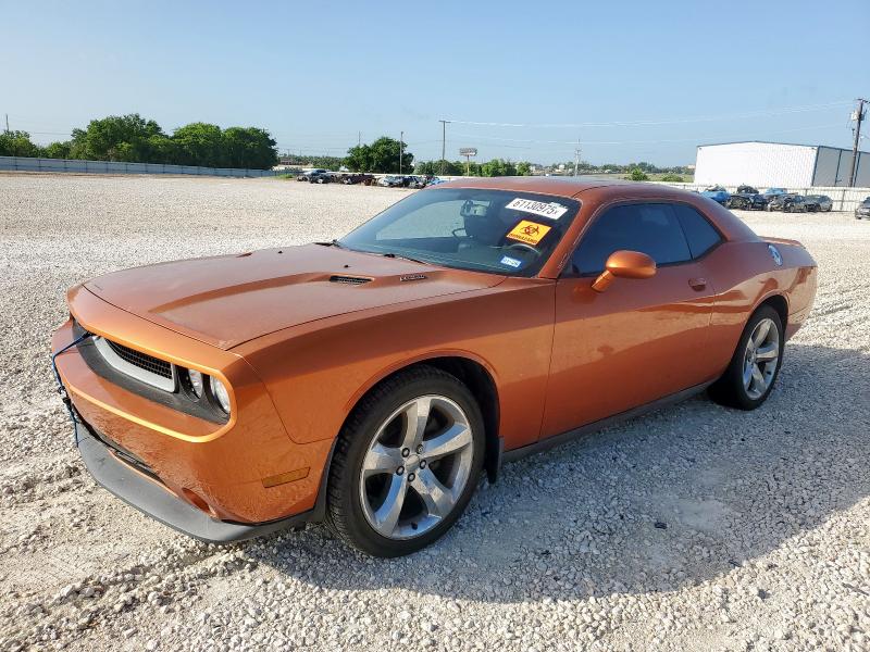2B3CJ5DTXBH589991 - 2011 DODGE CHALLENGER R/T ORANGE photo 1