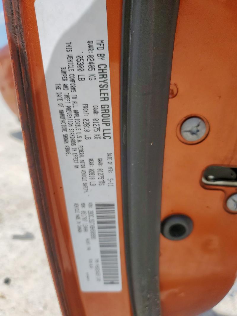 2B3CJ5DTXBH589991 - 2011 DODGE CHALLENGER R/T ORANGE photo 12